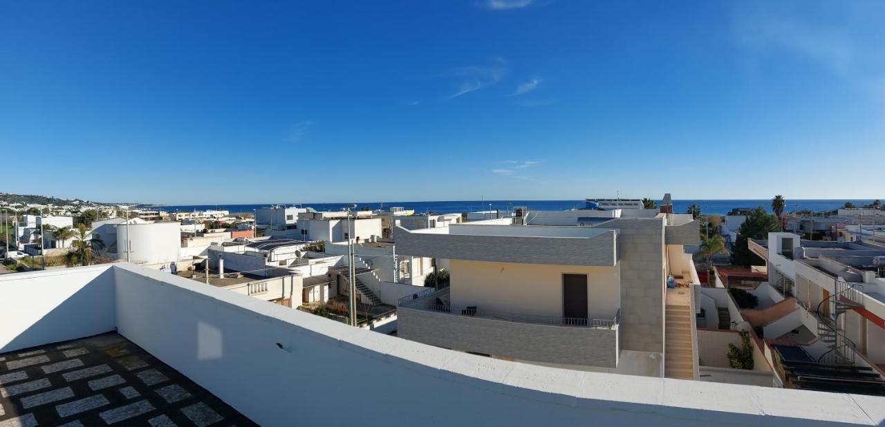 Lovely House Risveglio Fronte Mare Marina Di Pescoluse Exterior photo